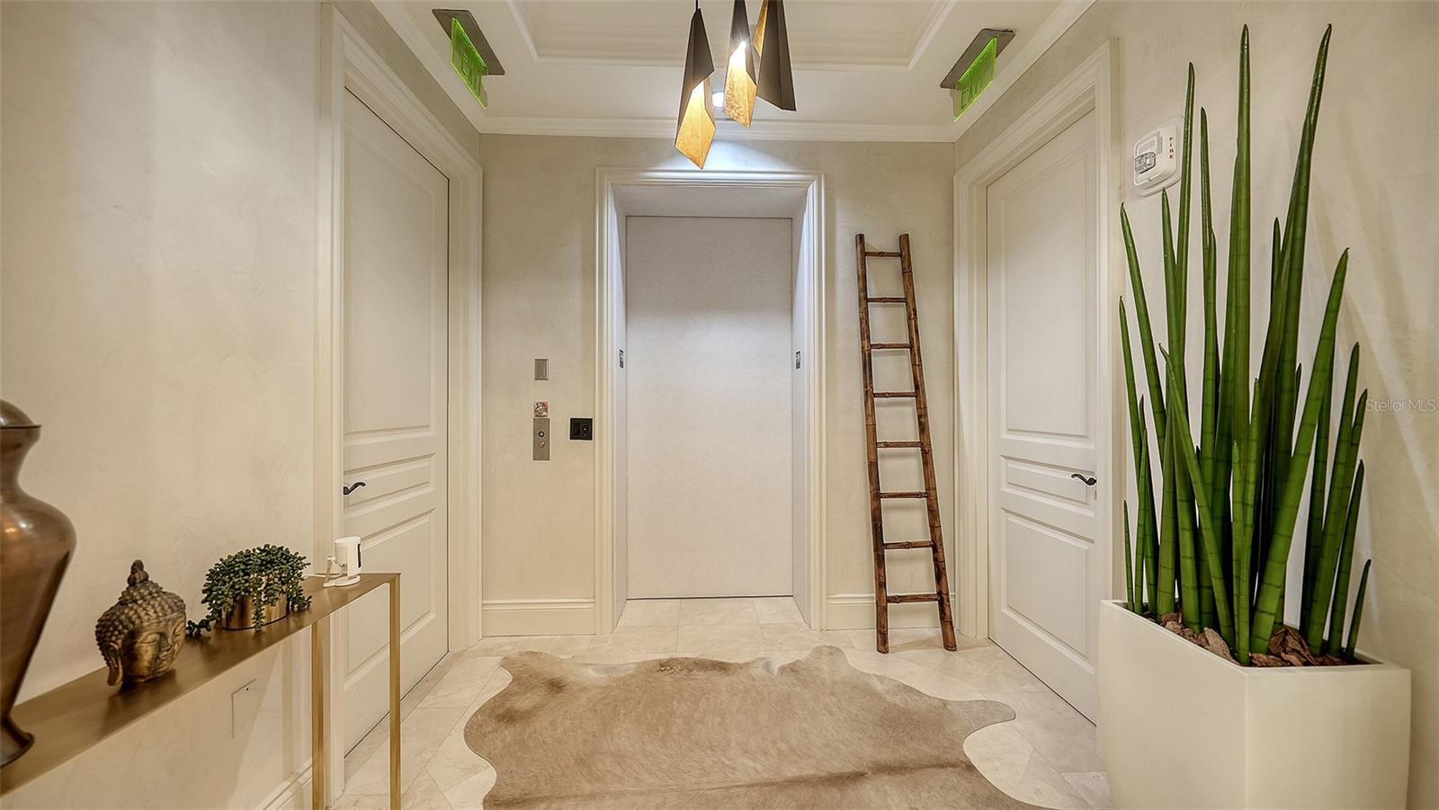 2052 BENJAMIN FRANKLIN DR #PH 1102