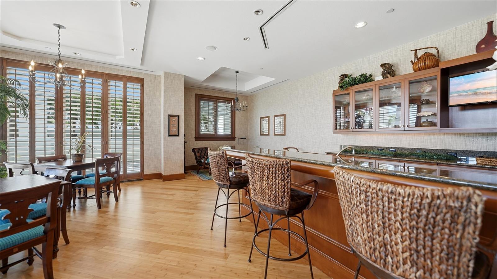 2052 BENJAMIN FRANKLIN DR #PH 1102