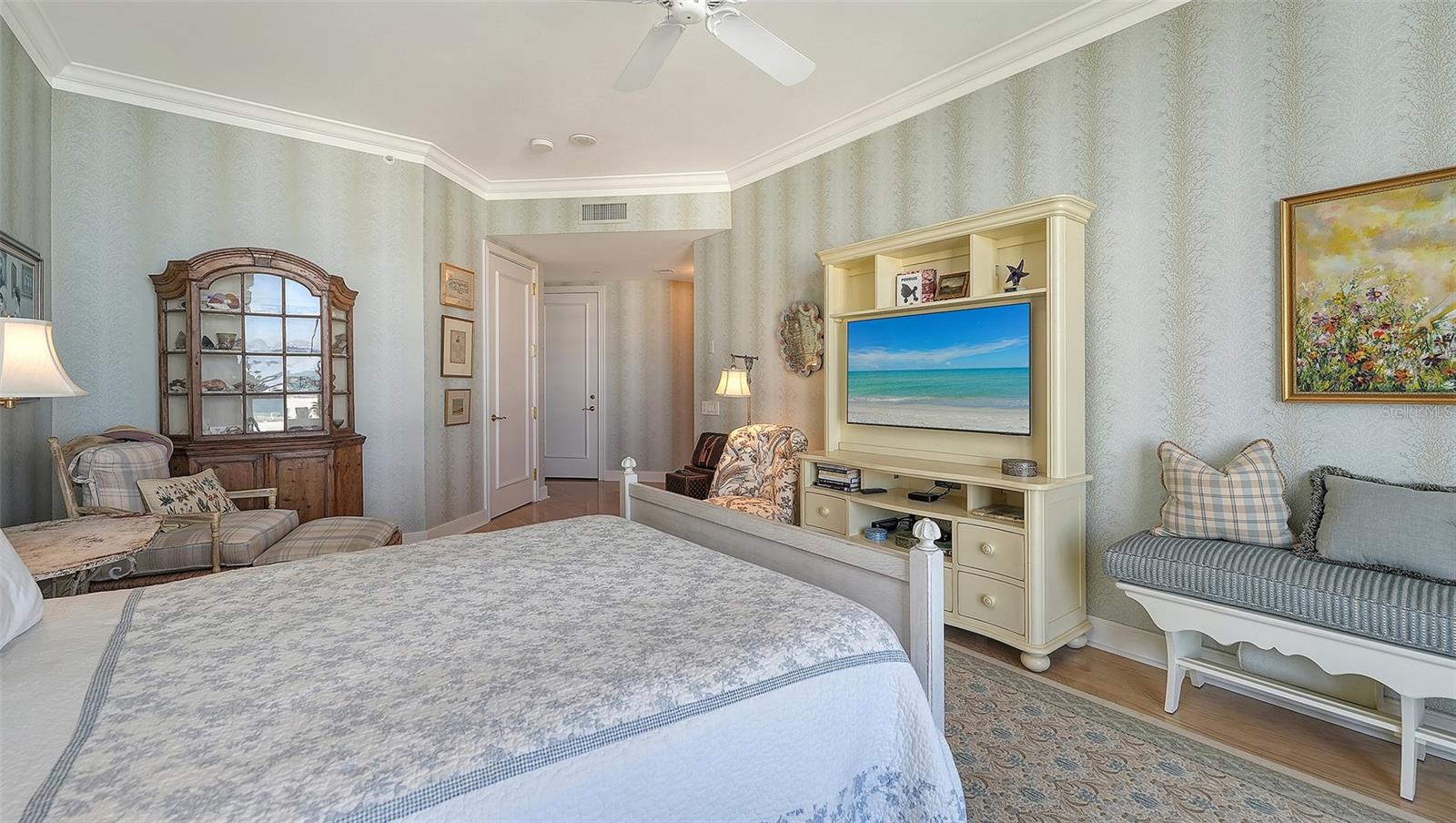 1281 GULF OF MEXICO DR #708