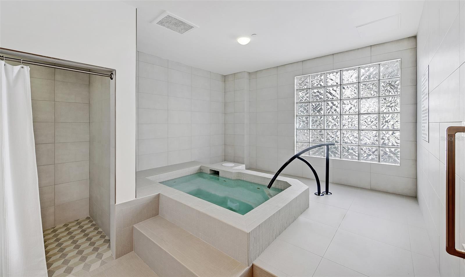 1281 GULF OF MEXICO DR #708