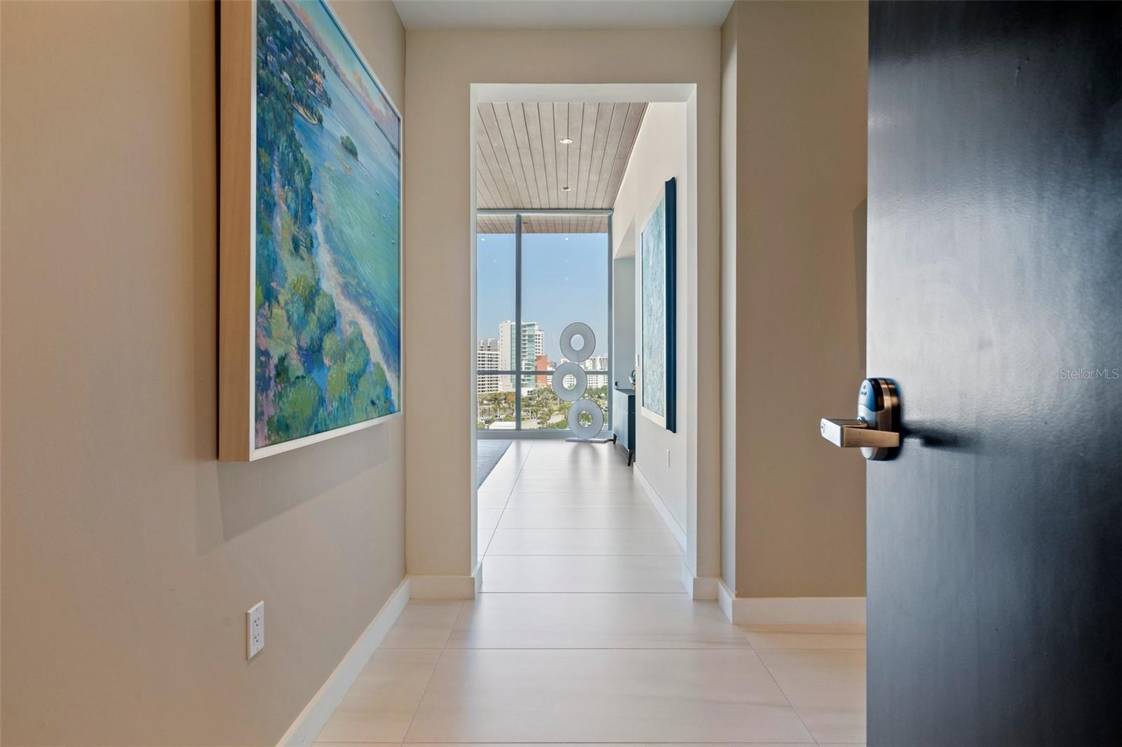 111 GOLDEN GATE PT #802PH