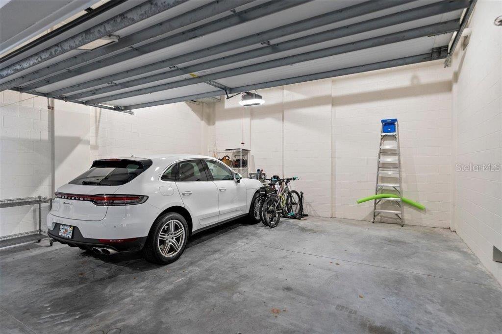 111 GOLDEN GATE PT #802PH