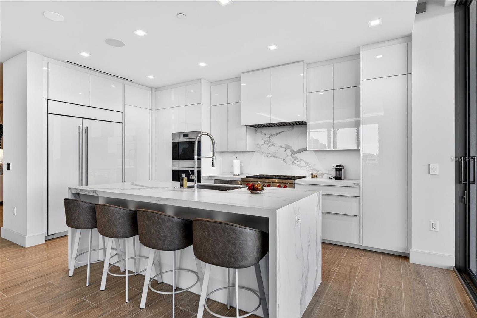 1591 GULF OF MEXICO DR #412