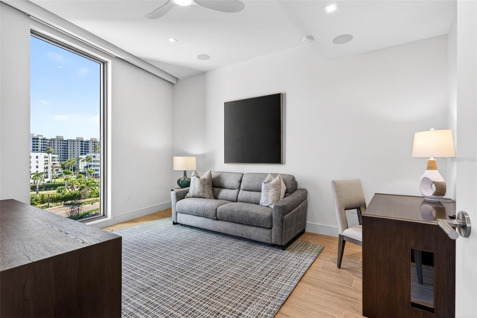 1591 GULF OF MEXICO DR #412