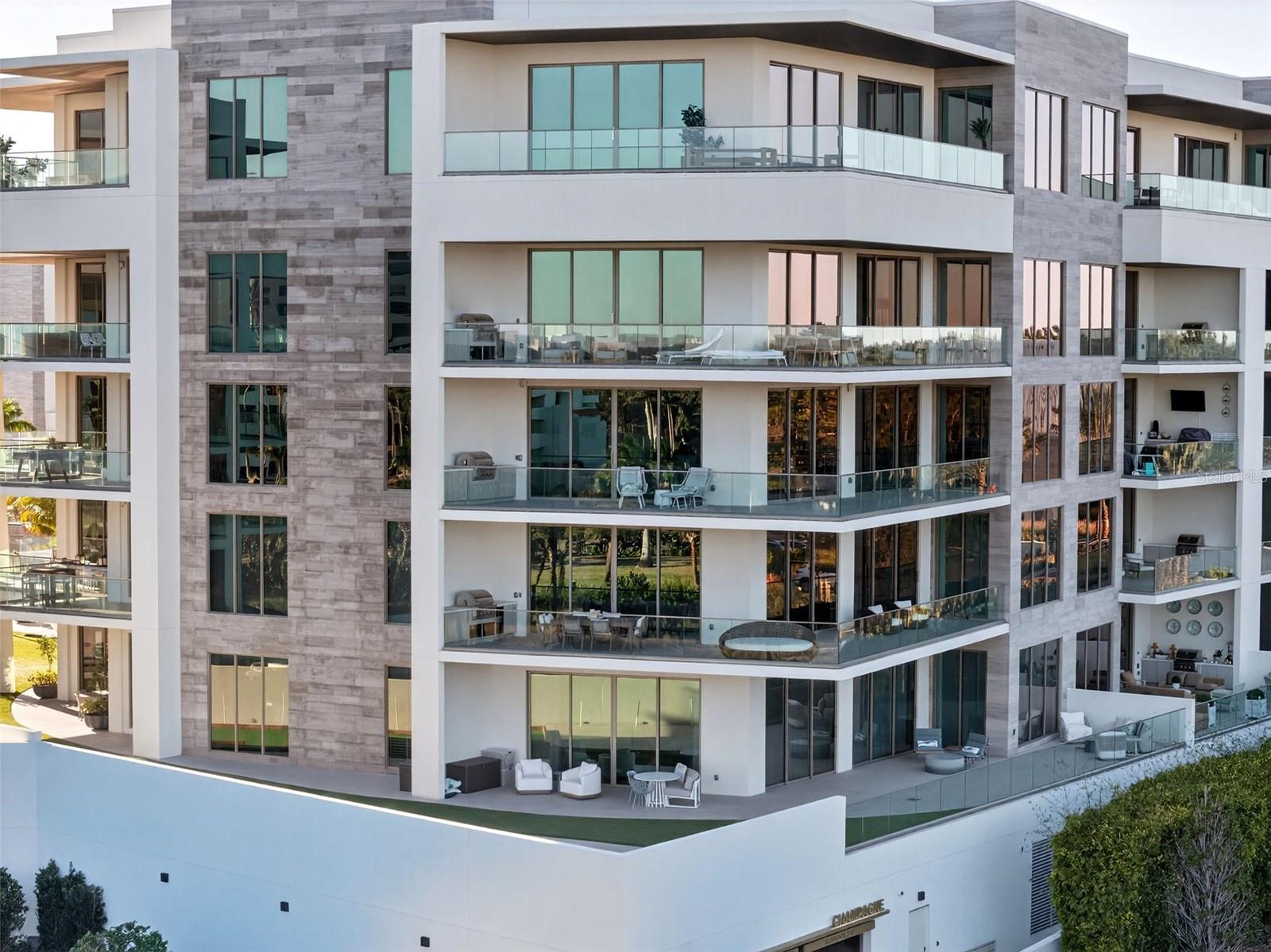 1591 GULF OF MEXICO DR #412