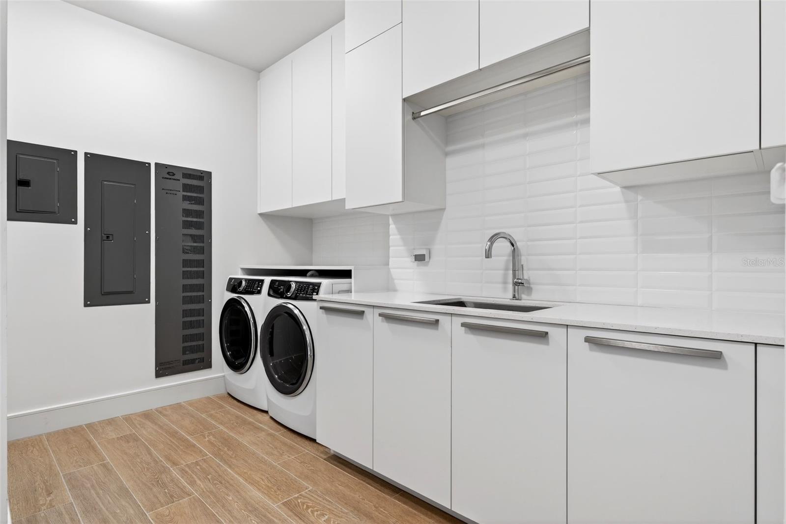 1591 GULF OF MEXICO DR #412