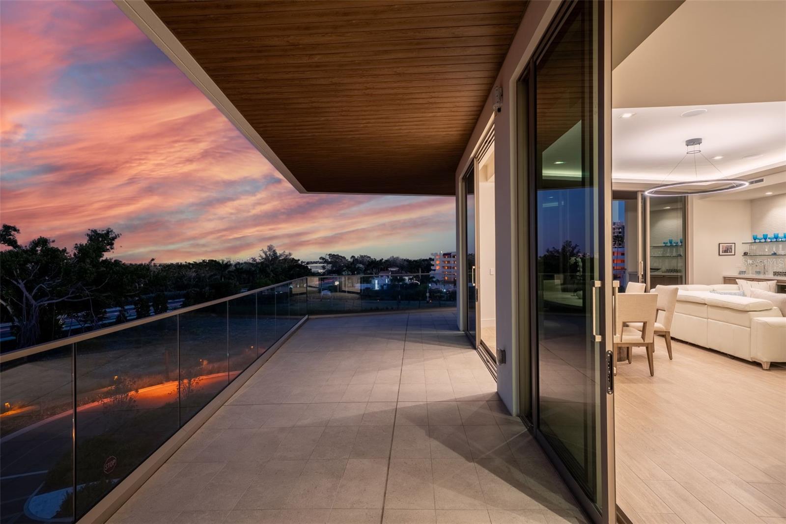 1591 GULF OF MEXICO DR #412