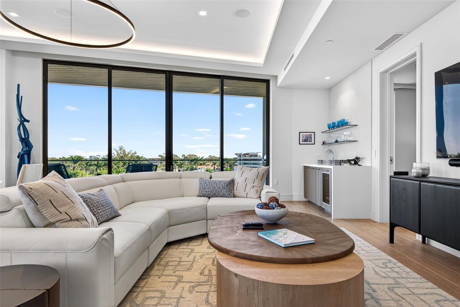 1591 GULF OF MEXICO DR #412