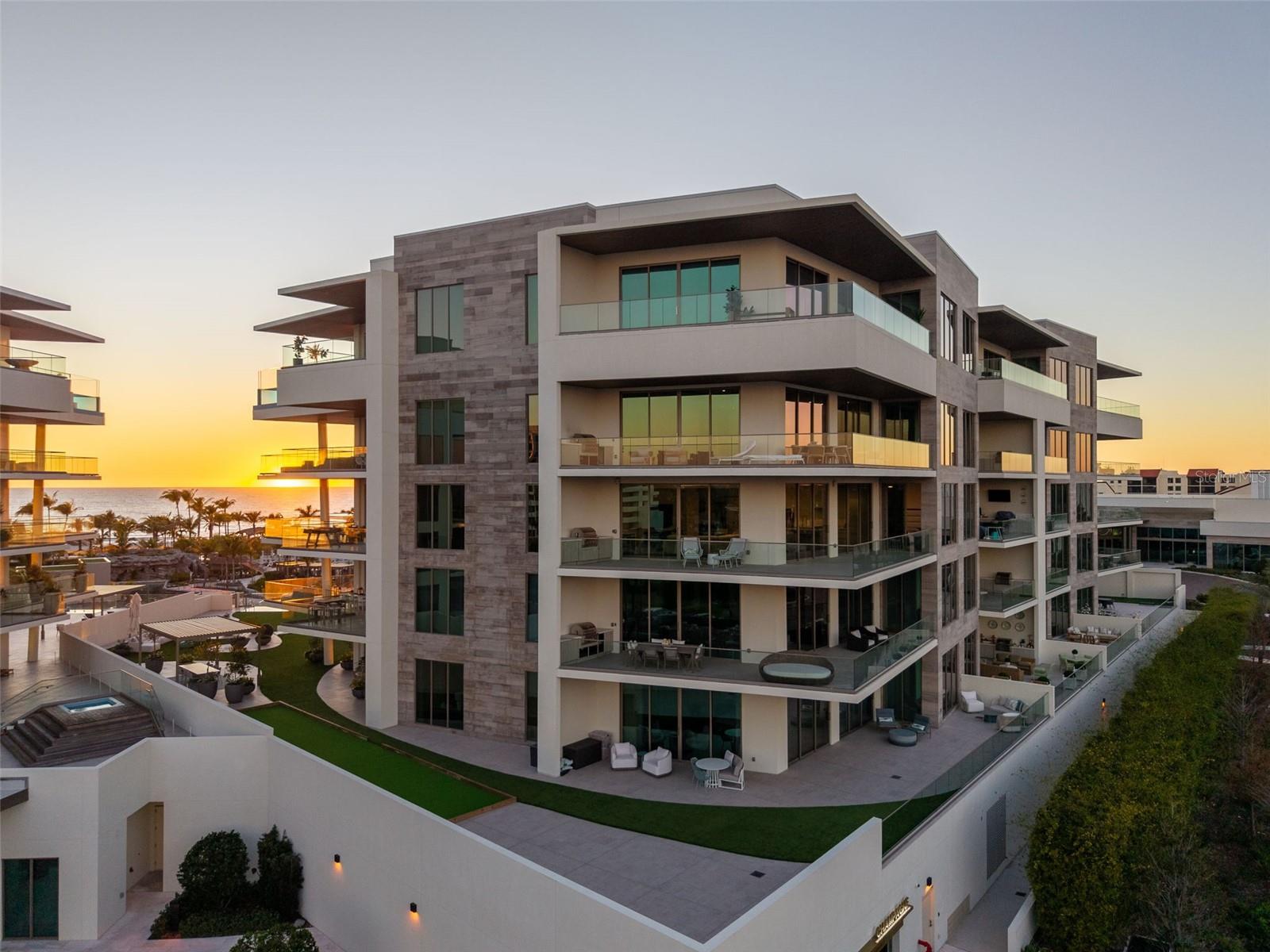 1591 GULF OF MEXICO DR #412