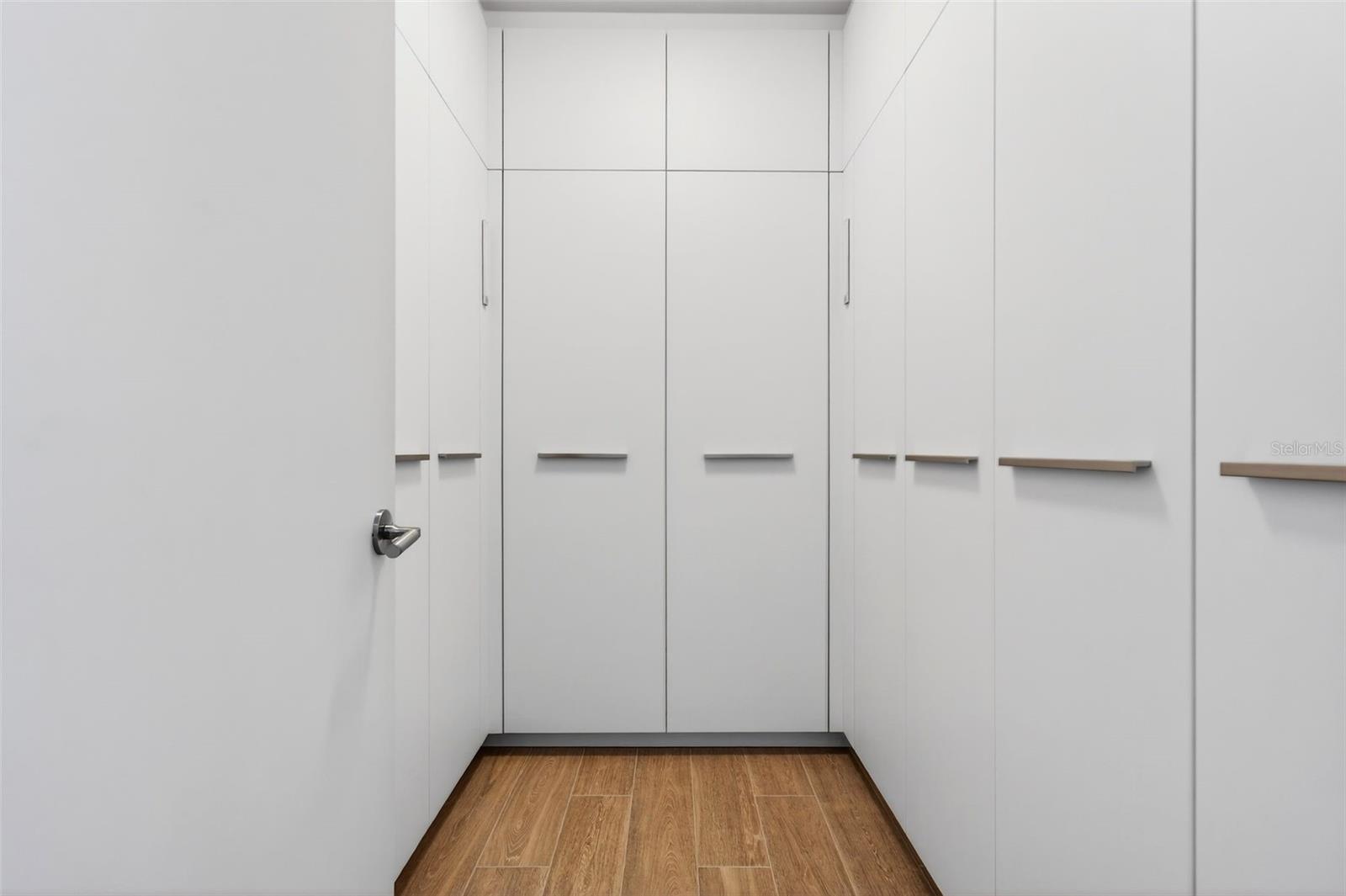 1591 GULF OF MEXICO DR #412