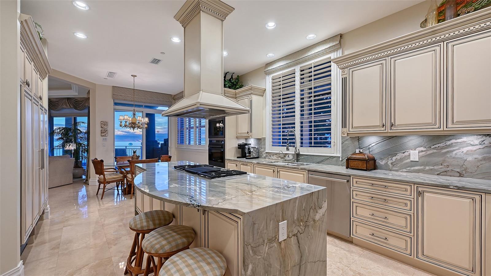 4127 GULF OF MEXICO DR #N102