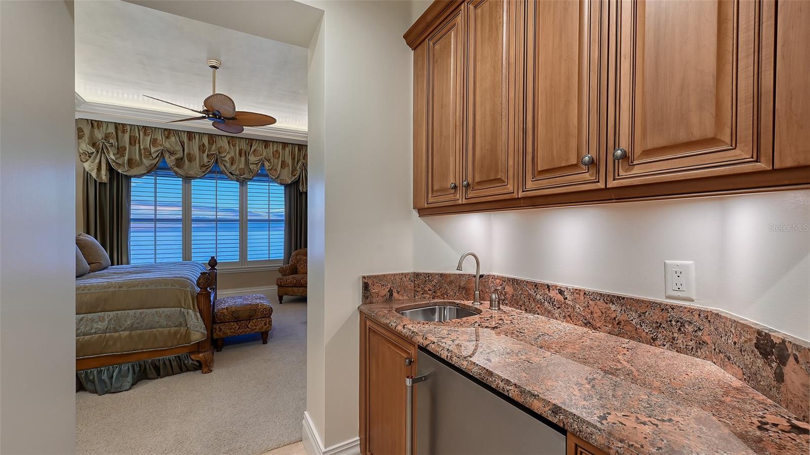 4127 GULF OF MEXICO DR #N102