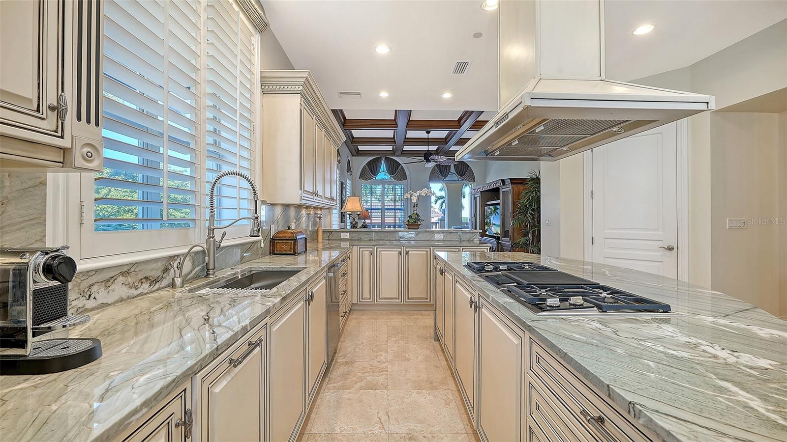 4127 GULF OF MEXICO DR #N102