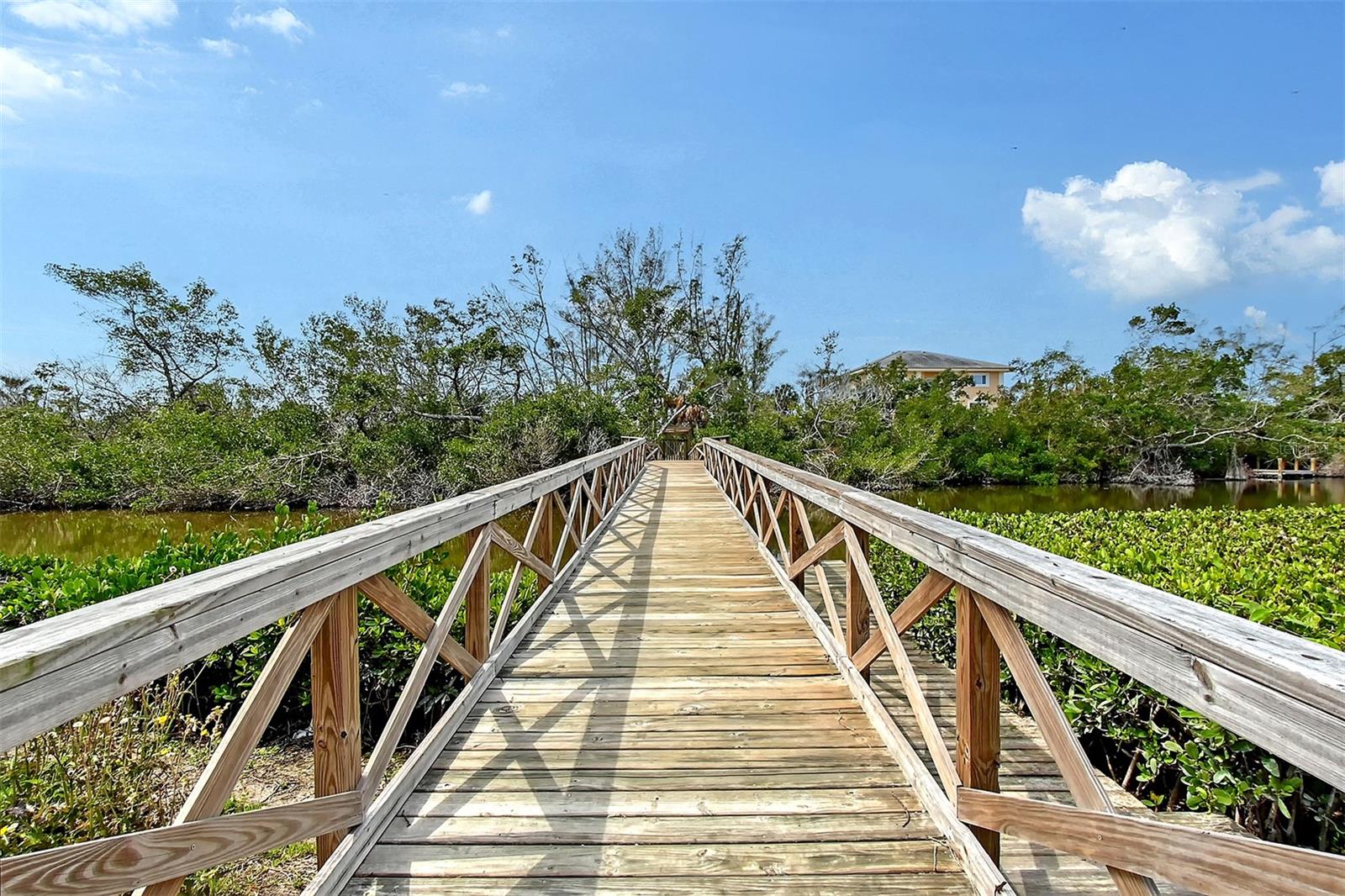 8504 HERON LAGOON CIR