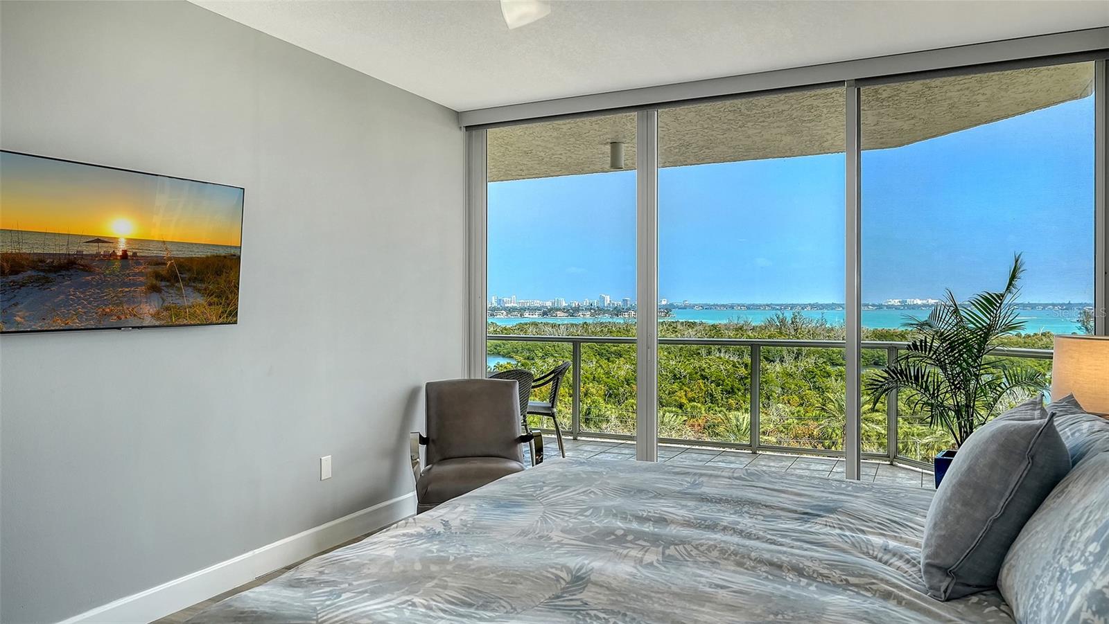 1800 BENJAMIN FRANKLIN DR #B708