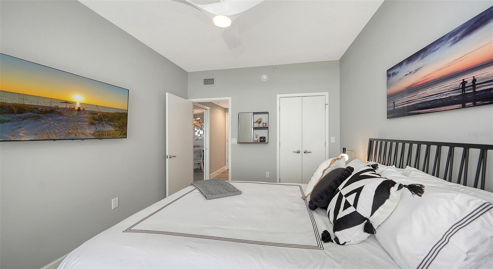 1800 BENJAMIN FRANKLIN DR #B708