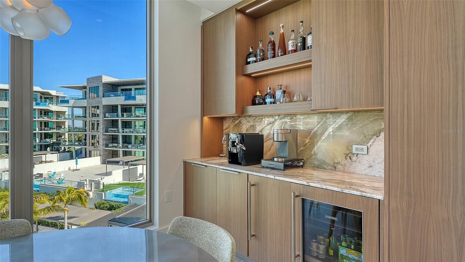 1561 GULF OF MEXICO DR #404