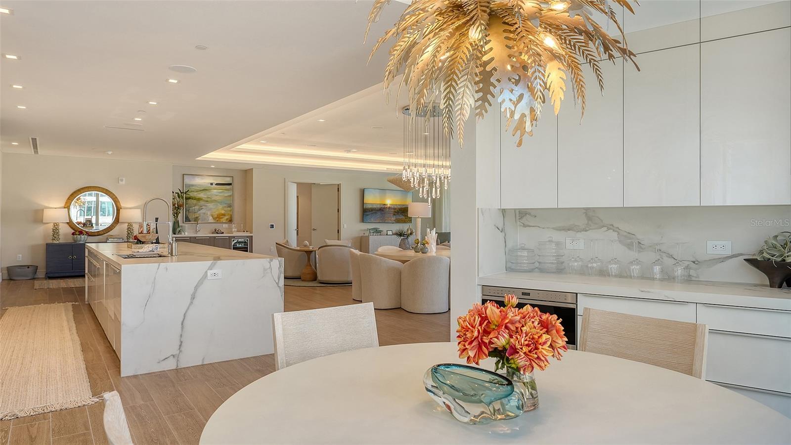 1561 GULF OF MEXICO DR #304