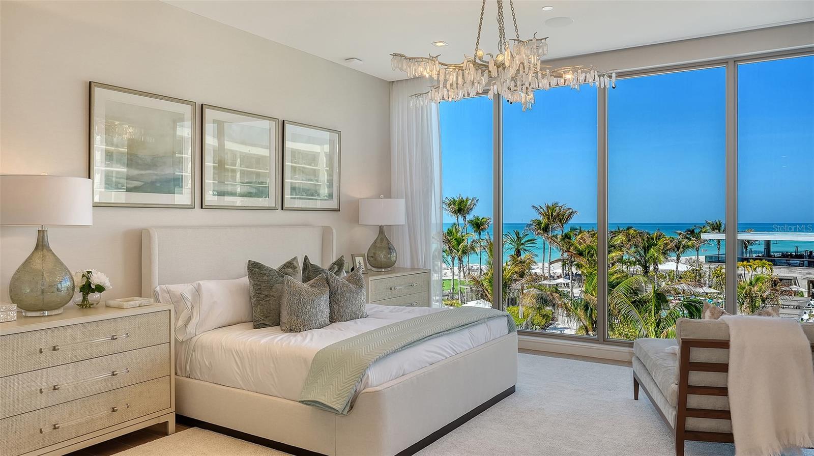 1561 GULF OF MEXICO DR #304