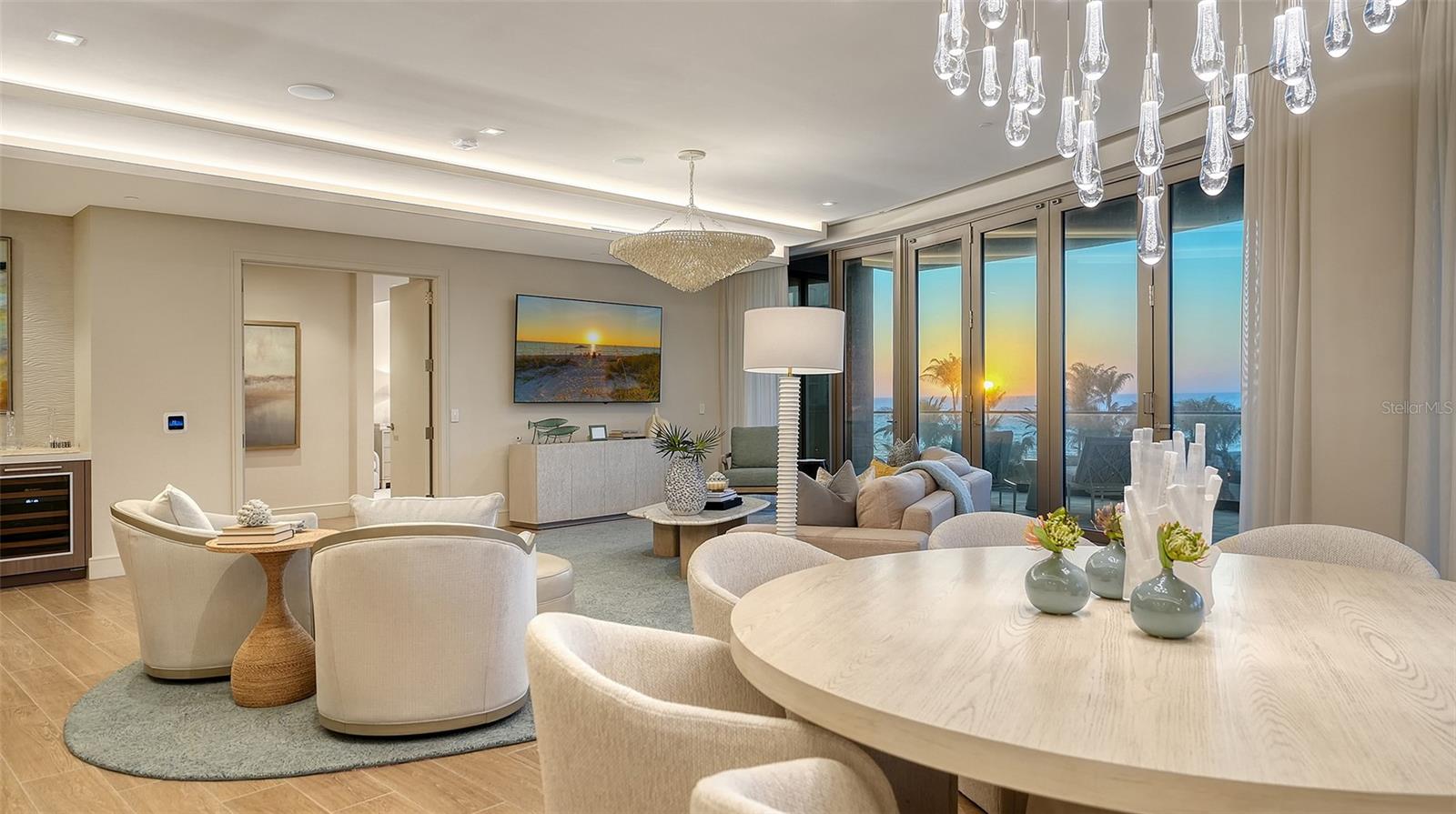 1561 GULF OF MEXICO DR #304