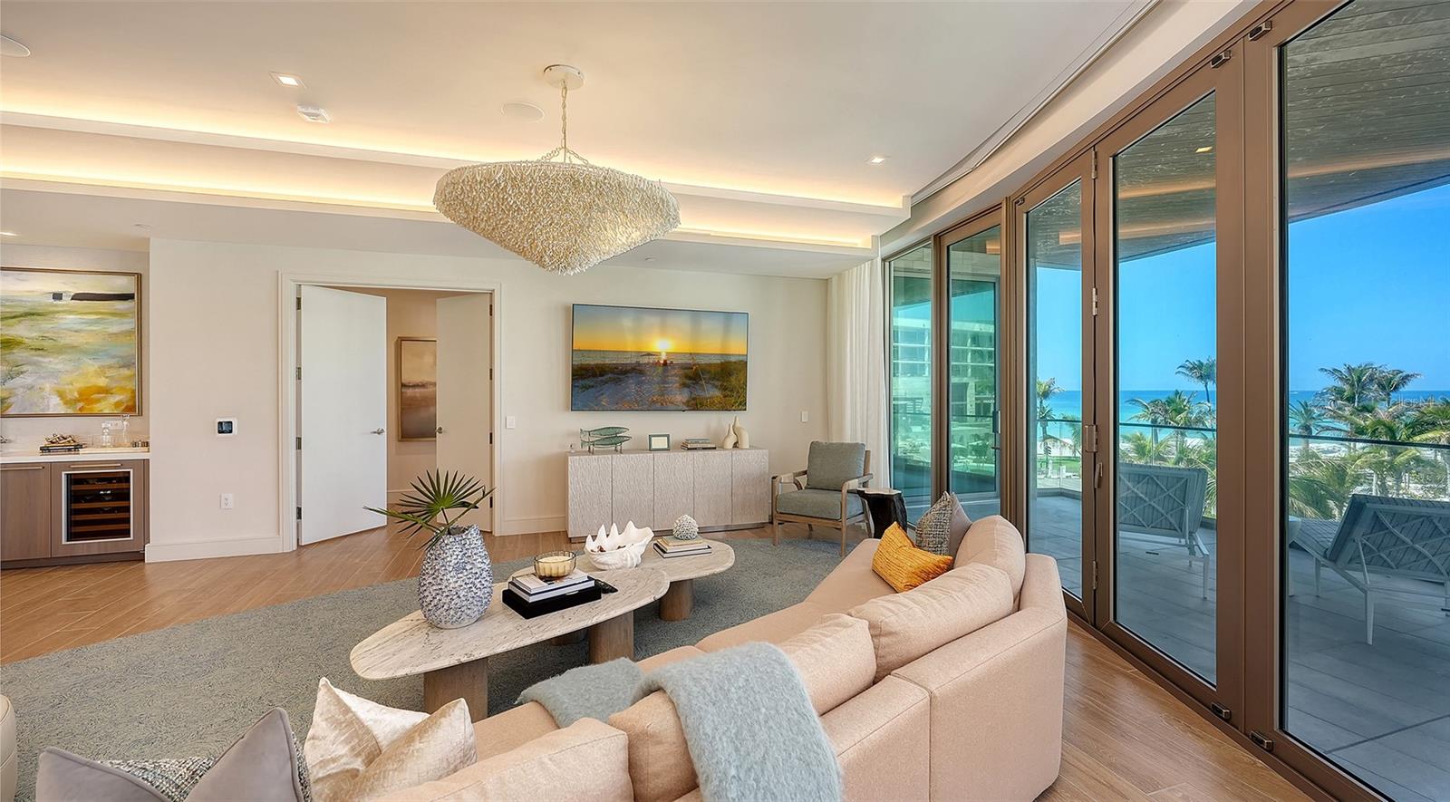 1561 GULF OF MEXICO DR #304