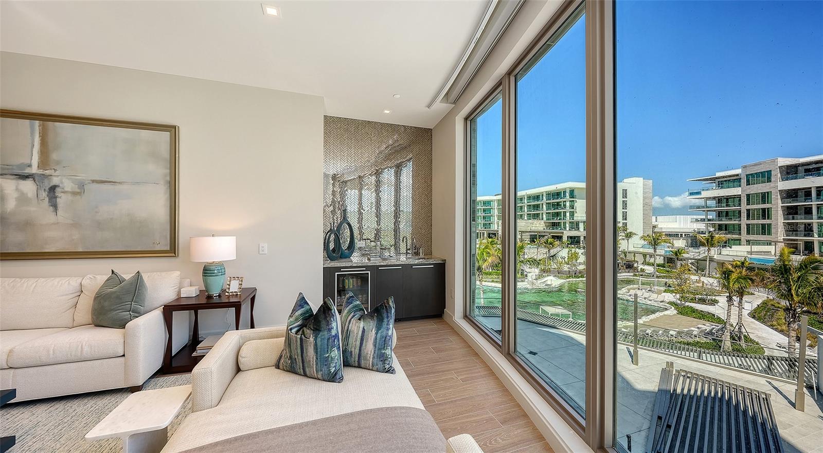 1561 GULF OF MEXICO DR #304