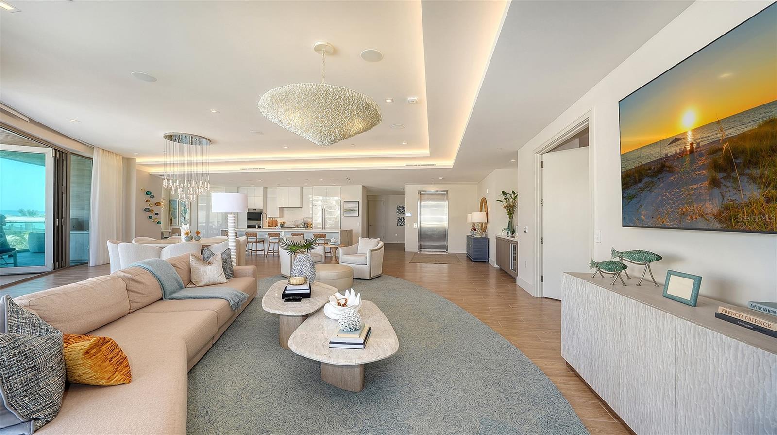 1561 GULF OF MEXICO DR #304