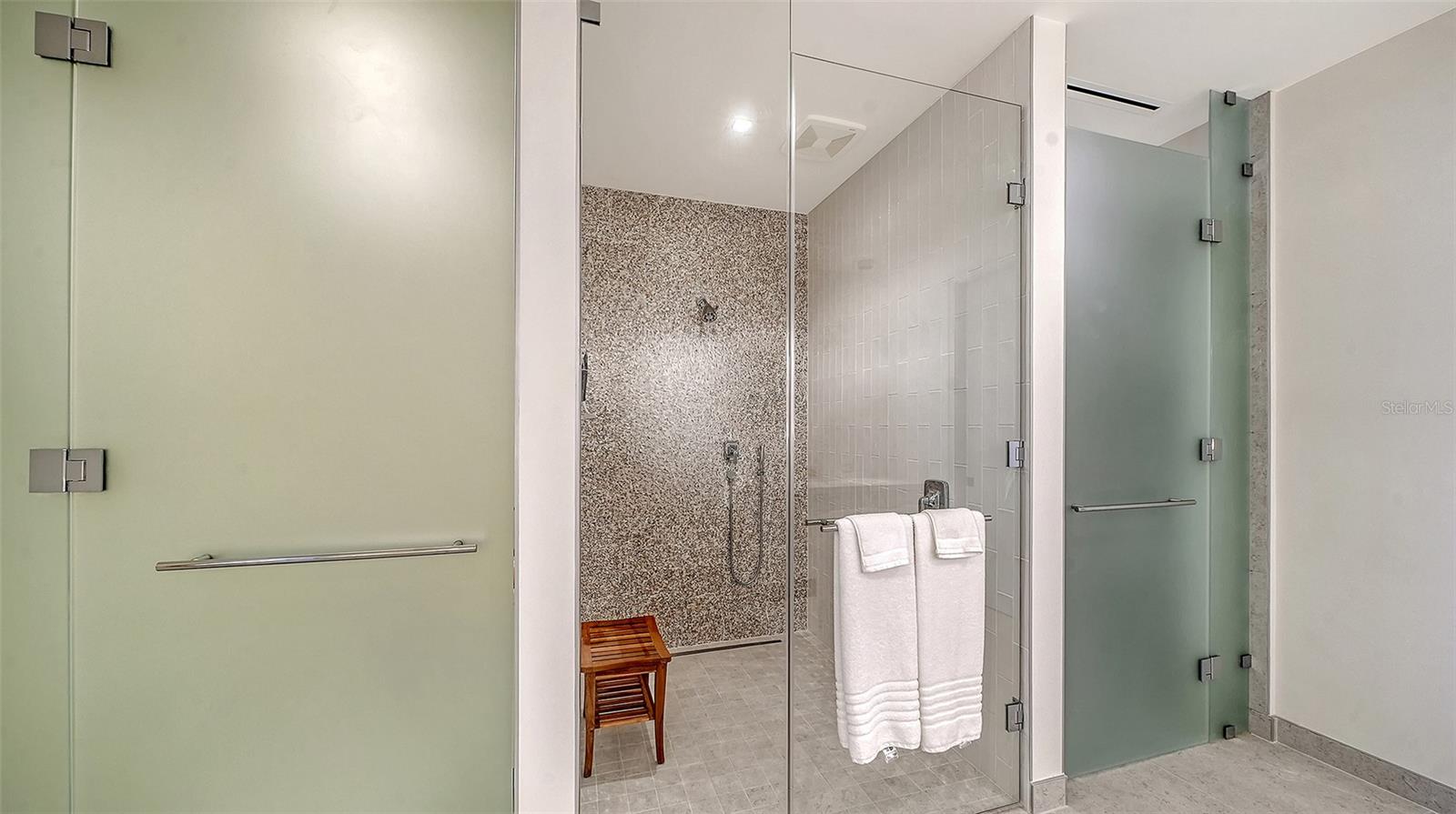 1581 GULF OF MEXICO DR #406