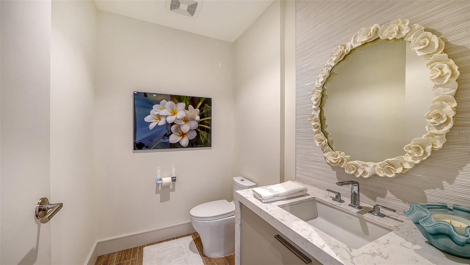 1581 GULF OF MEXICO DR #406