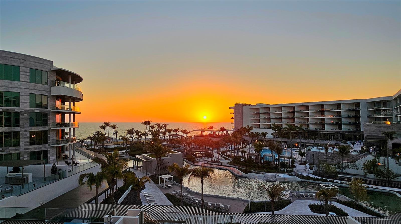 1581 GULF OF MEXICO DR #406