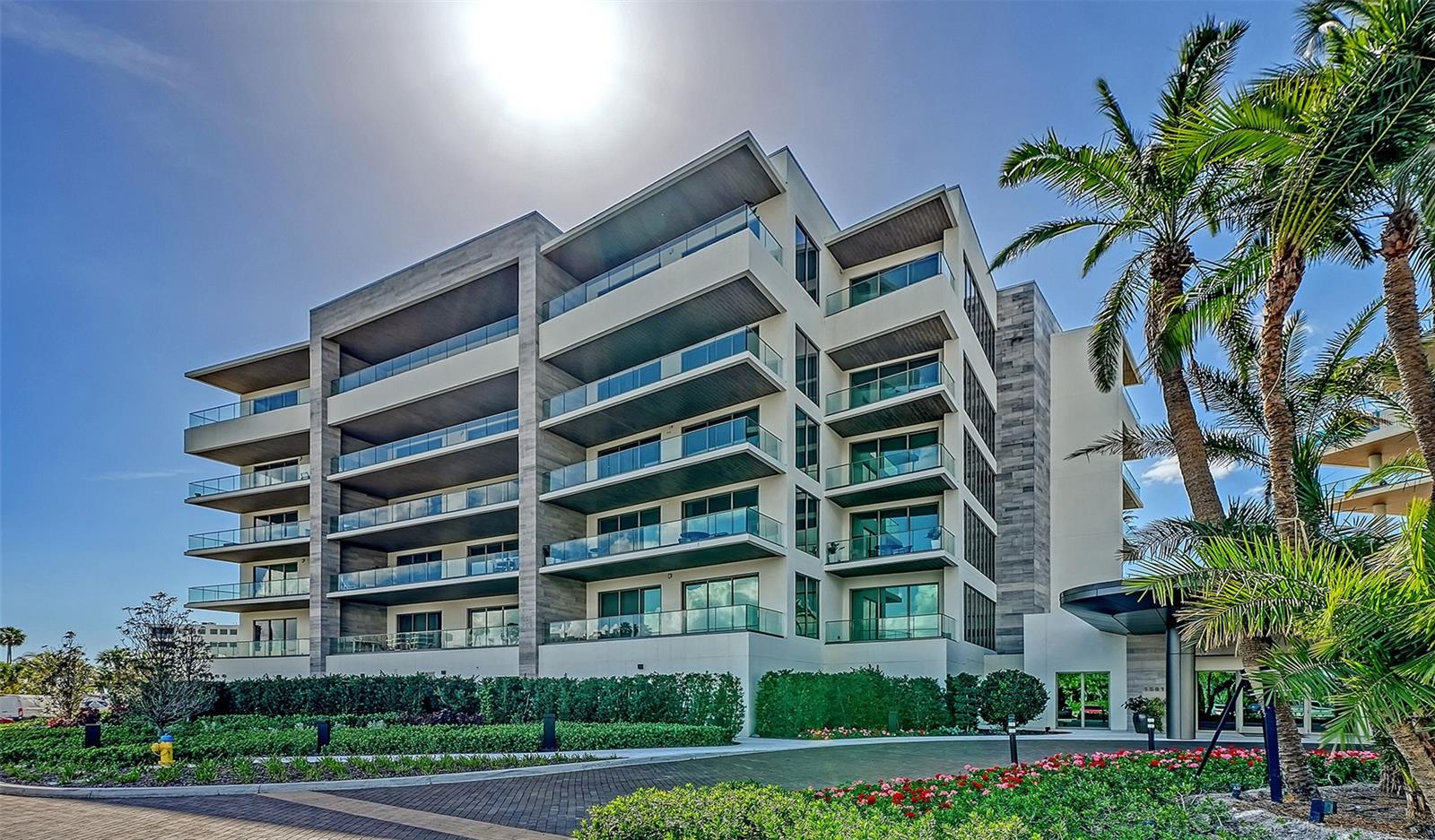 1581 GULF OF MEXICO DR #406
