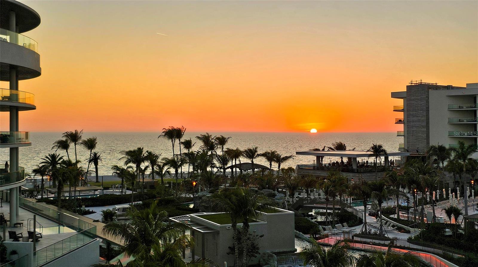 1581 GULF OF MEXICO DR #406