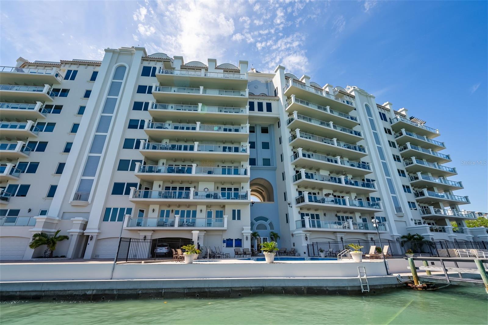 464 GOLDEN GATE PT #703