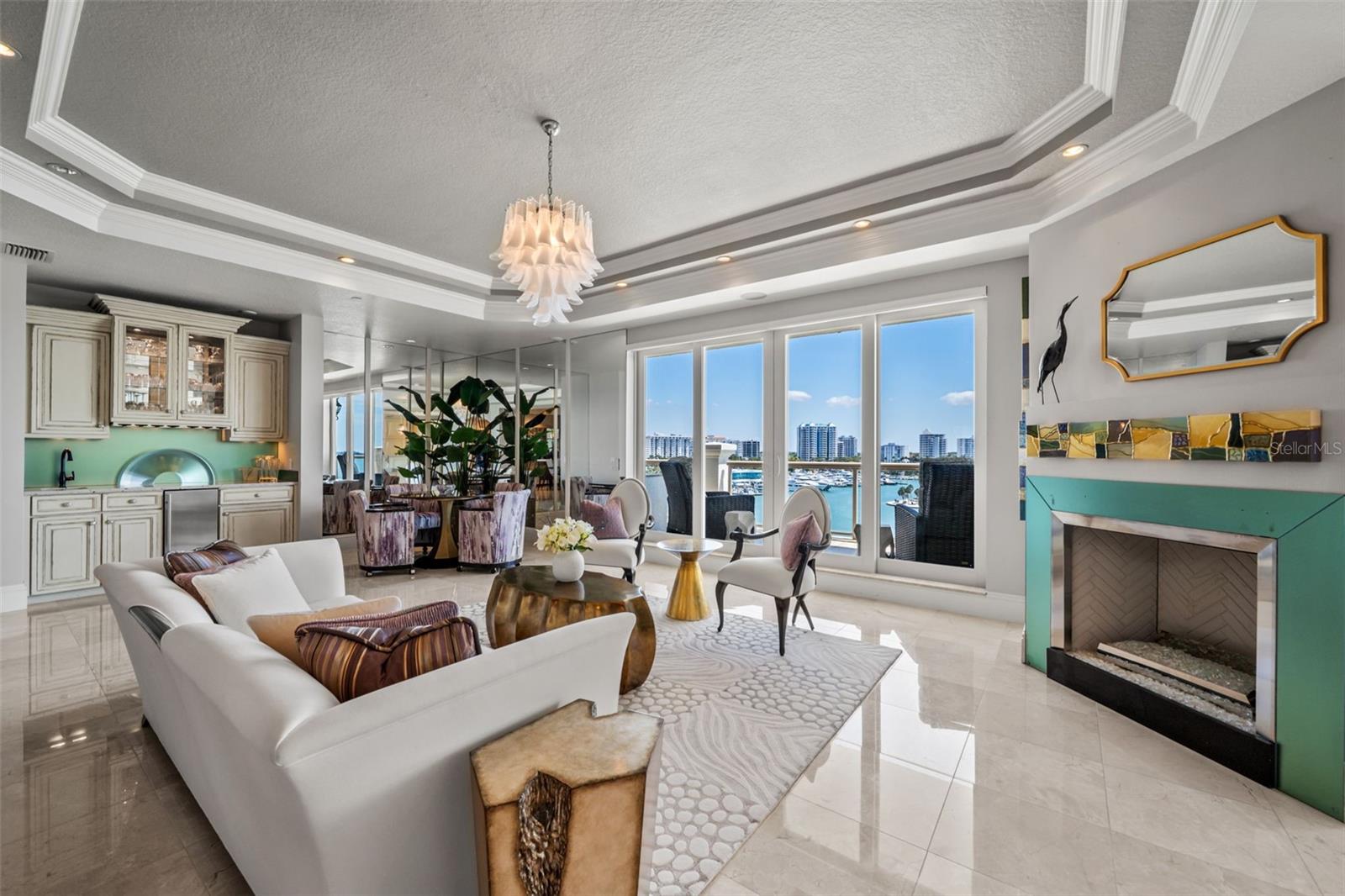 464 GOLDEN GATE PT #703