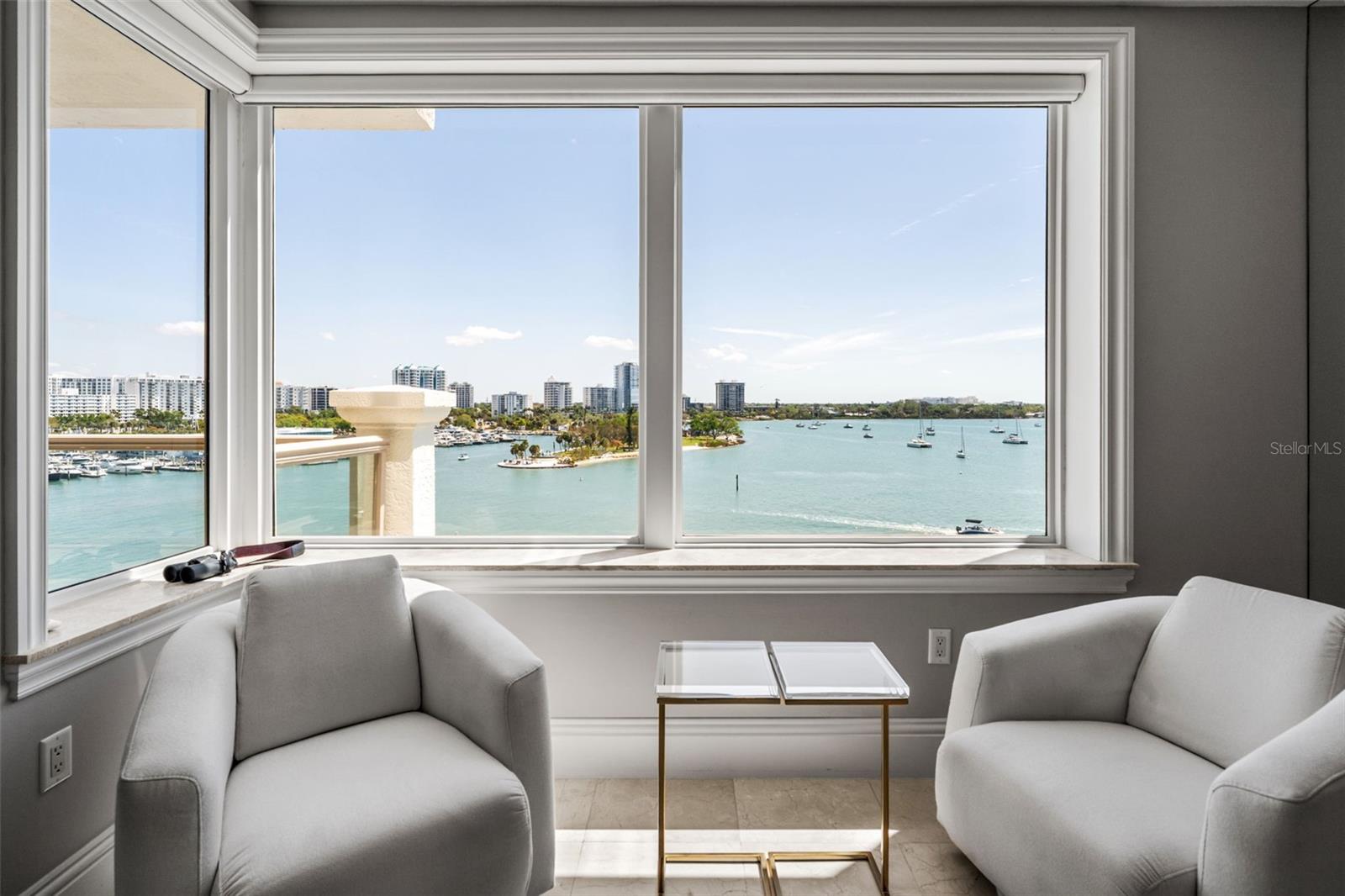 464 GOLDEN GATE PT #703