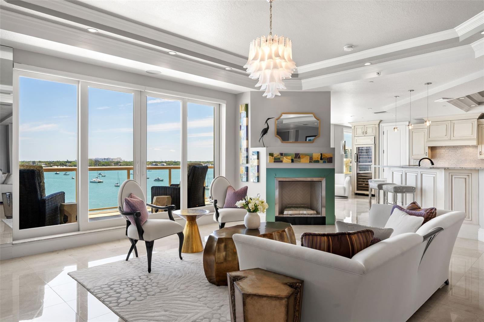 464 GOLDEN GATE PT #703