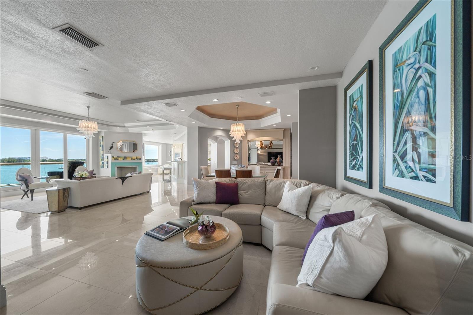 464 GOLDEN GATE PT #703