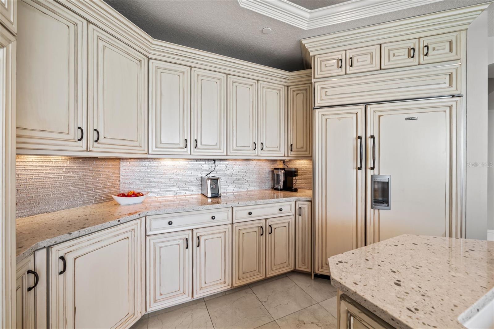 464 GOLDEN GATE PT #703