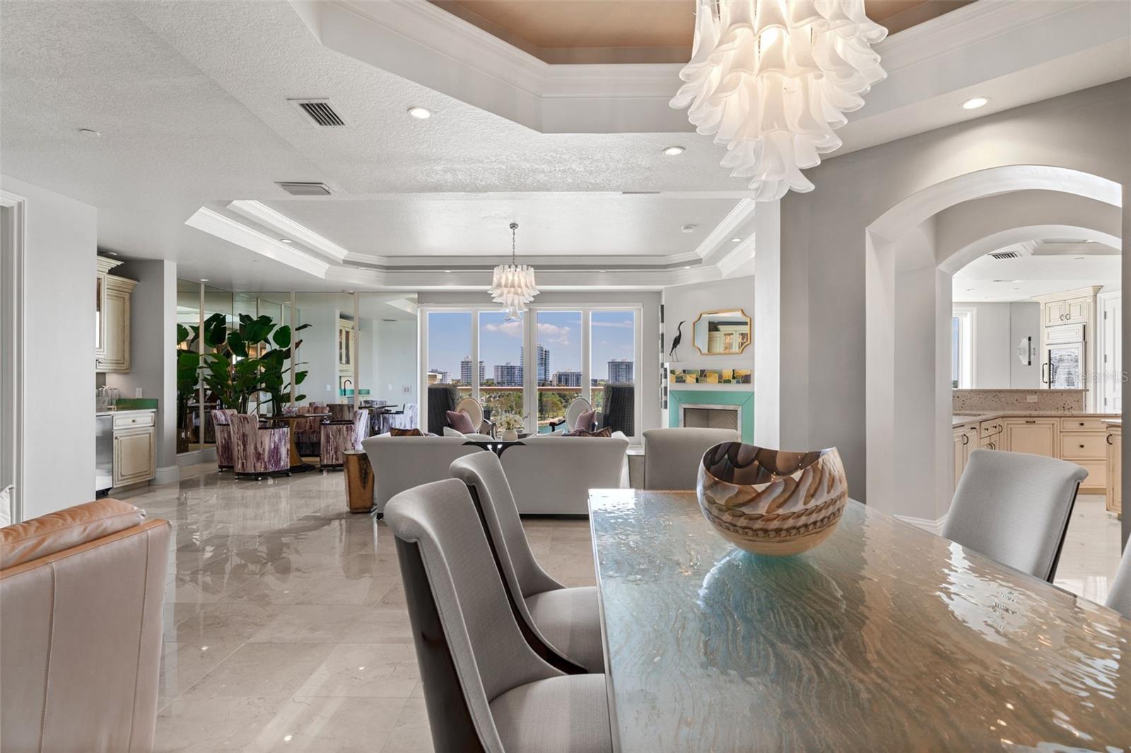 464 GOLDEN GATE PT #703