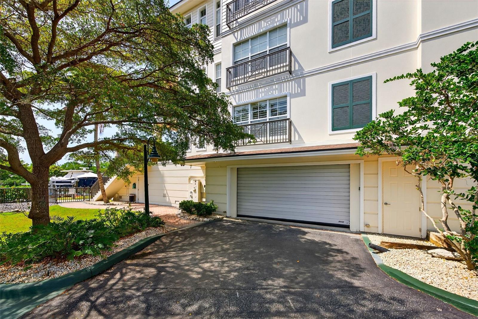 888 S ORANGE AVE #3A