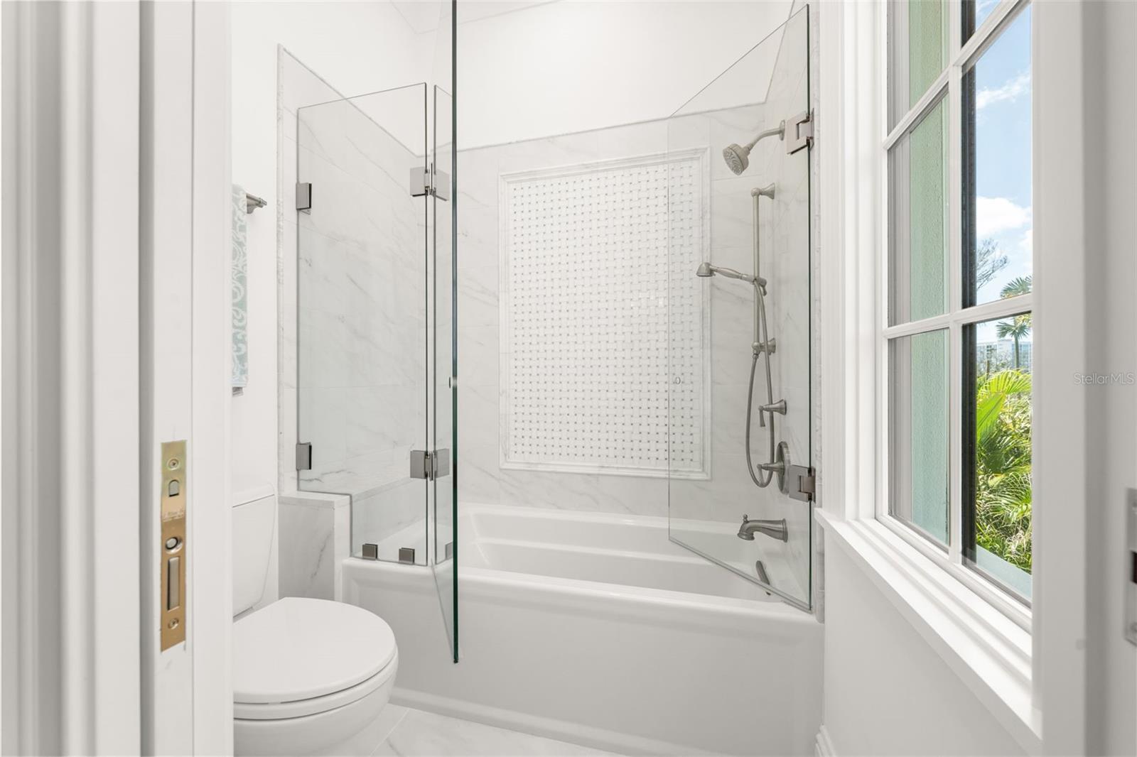 361 S BLVD OF THE PRESIDENTS