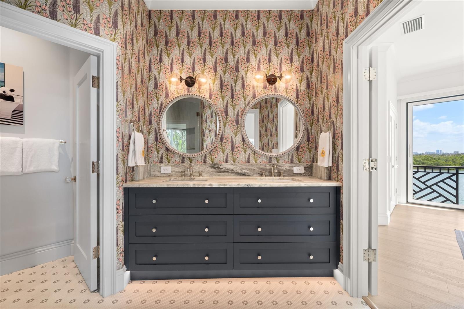 361 S BLVD OF THE PRESIDENTS