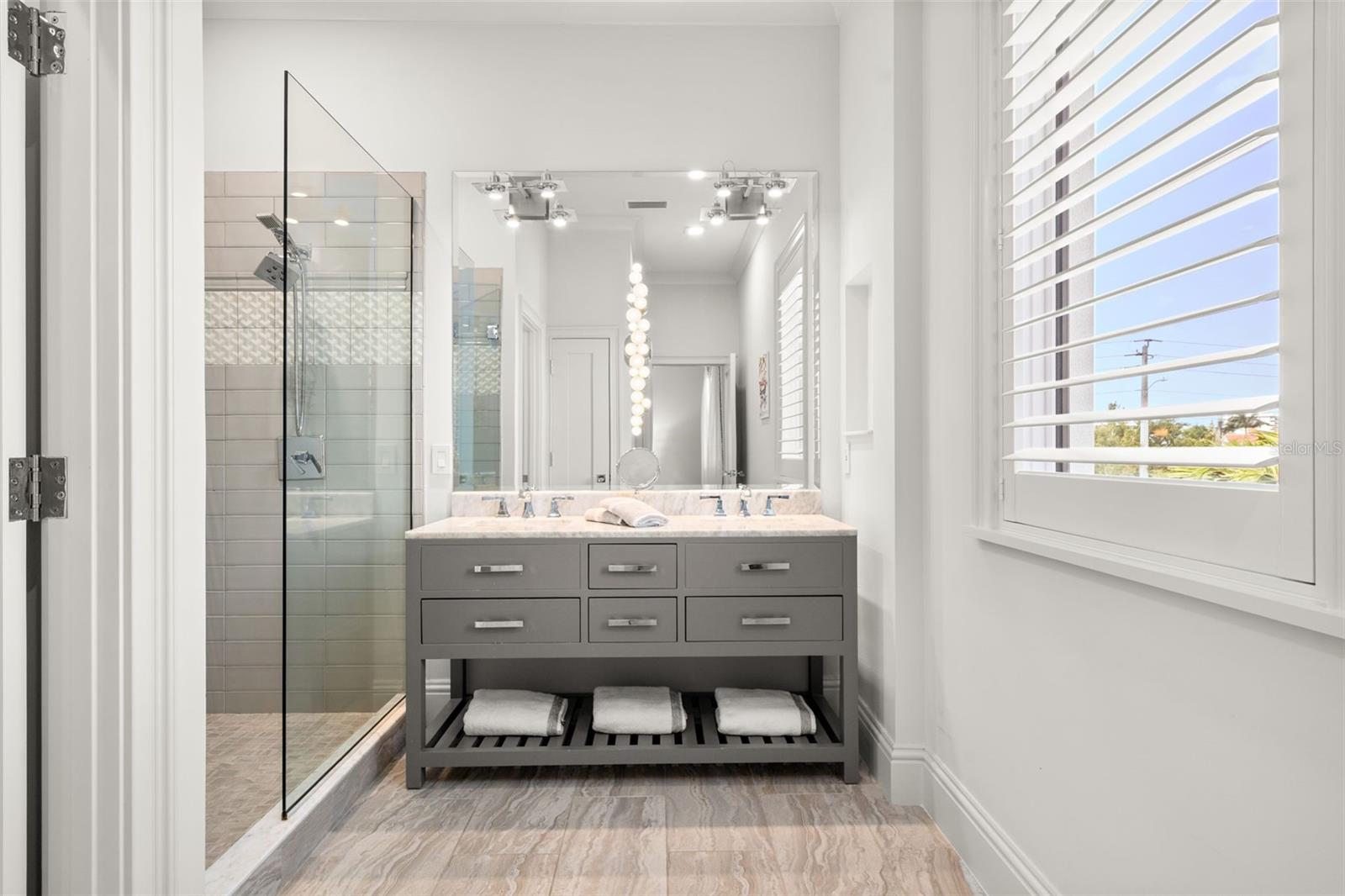 361 S BLVD OF THE PRESIDENTS