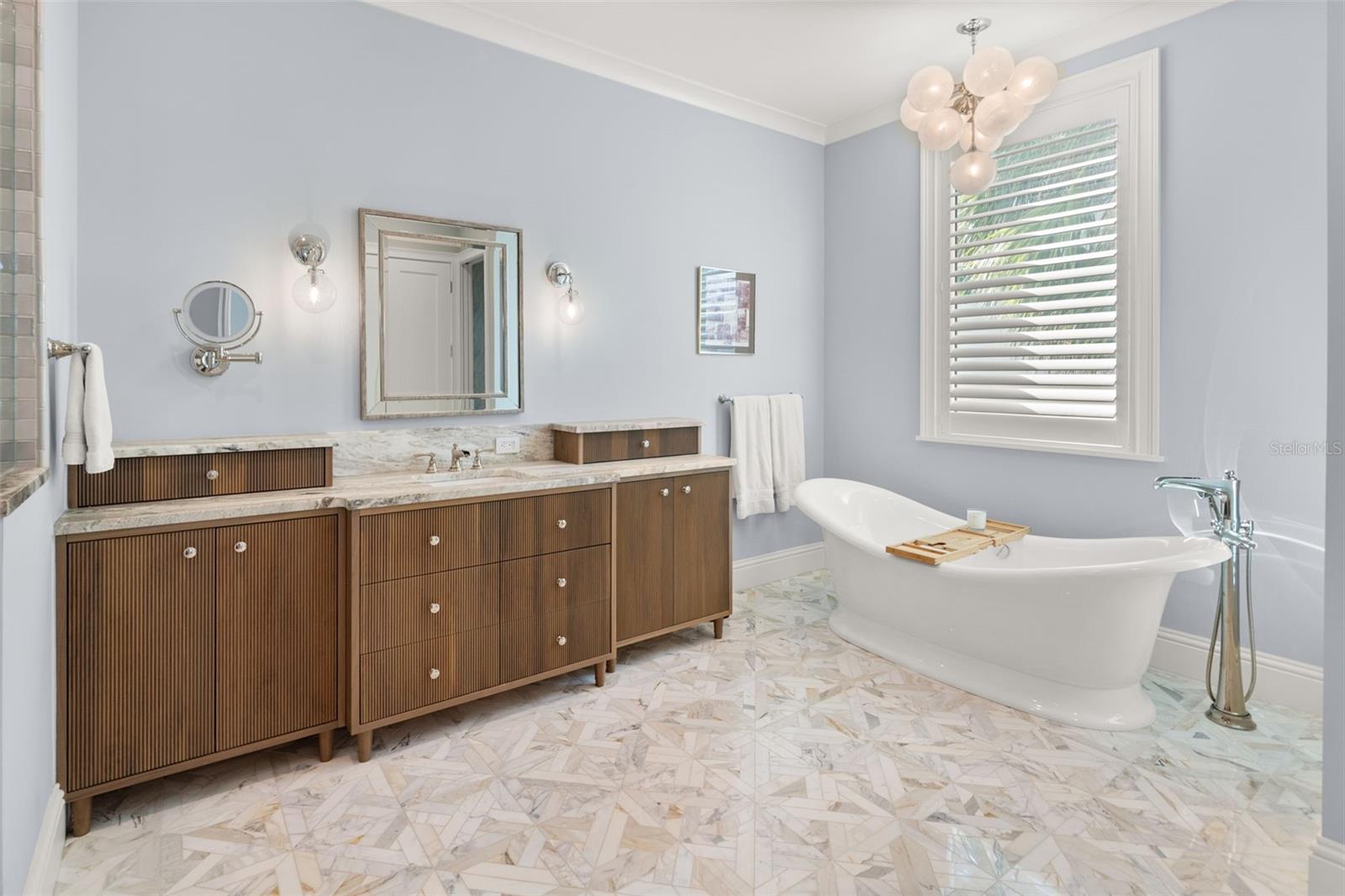 361 S BLVD OF THE PRESIDENTS