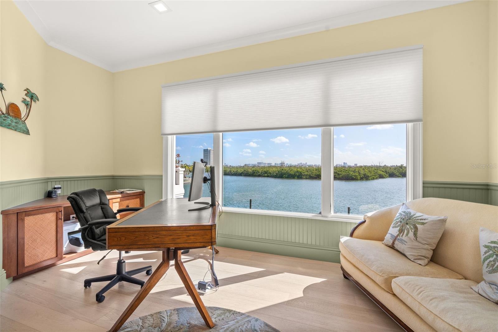 361 S BLVD OF THE PRESIDENTS