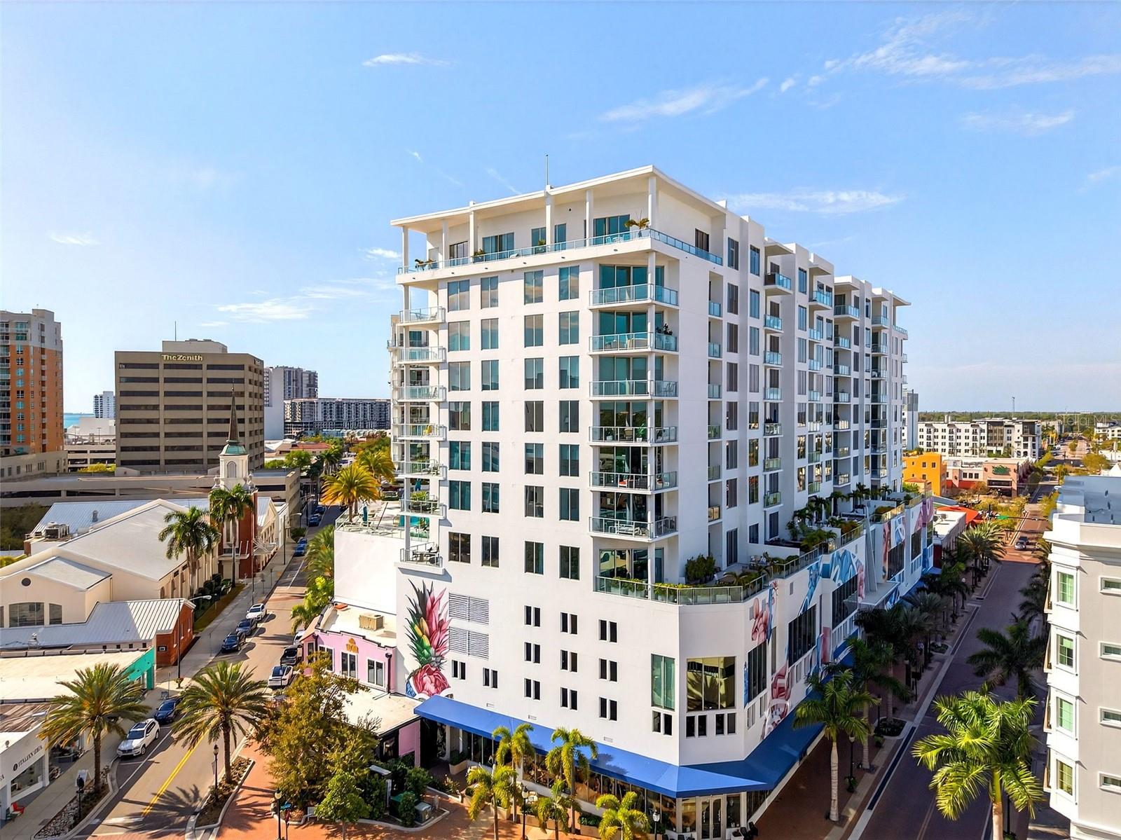 111 S PINEAPPLE AVE #904