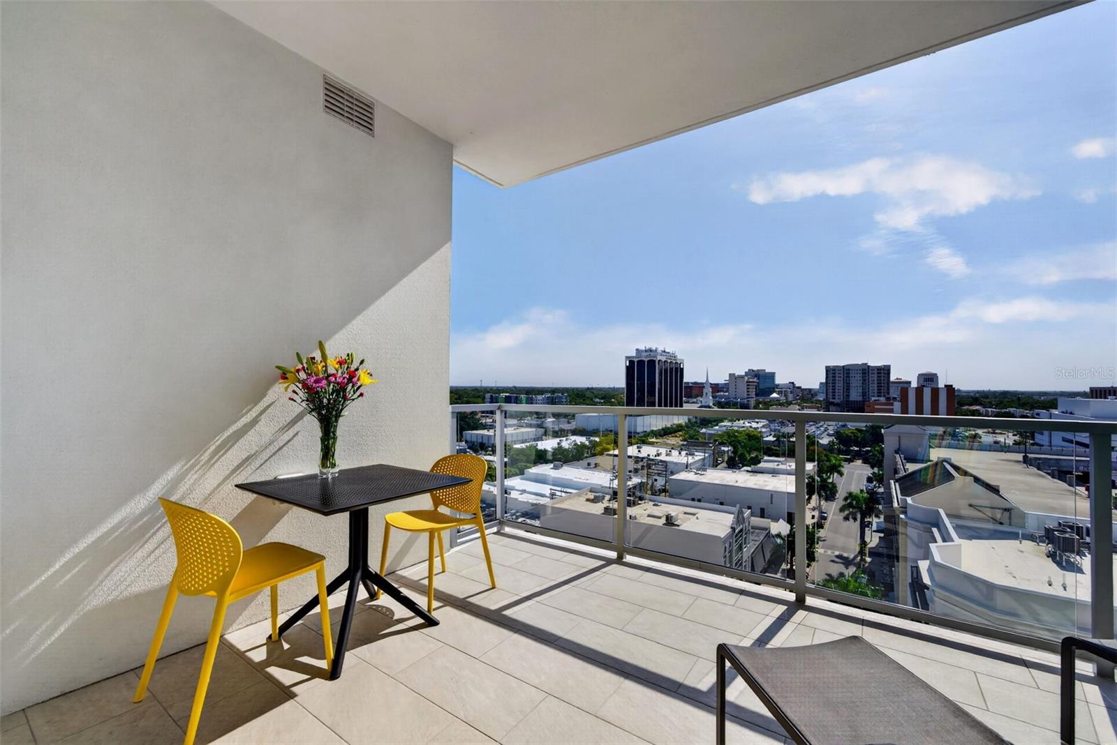 111 S PINEAPPLE AVE #904