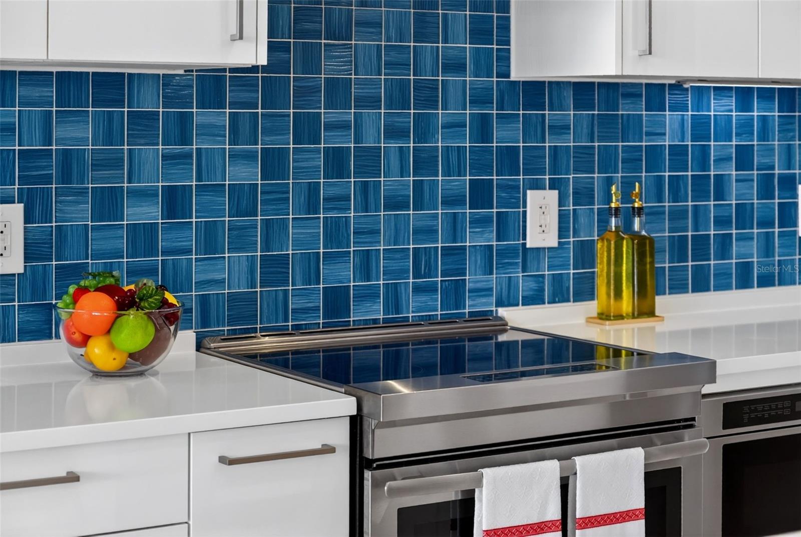 111 S PINEAPPLE AVE #904