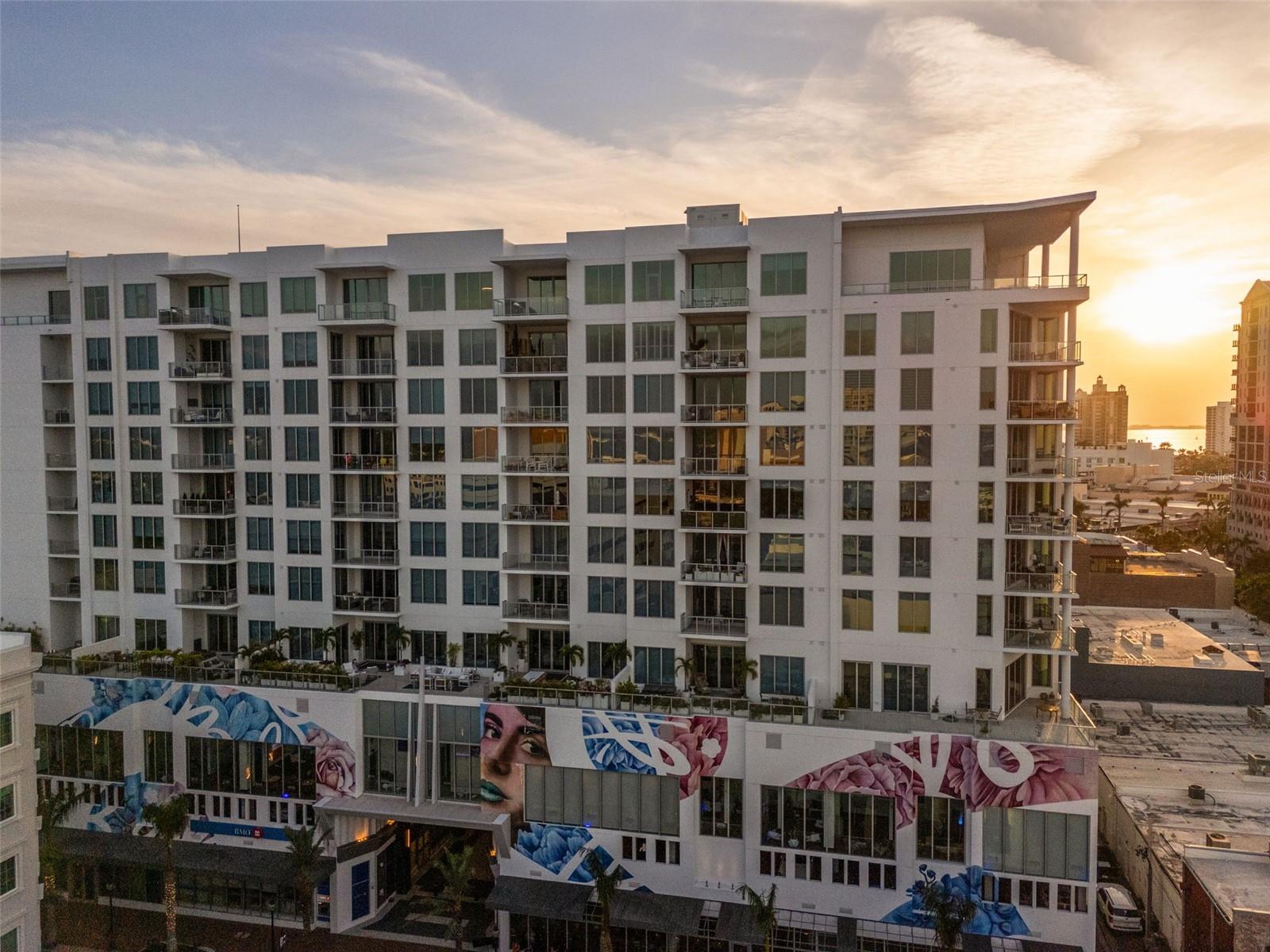 111 S PINEAPPLE AVE #904