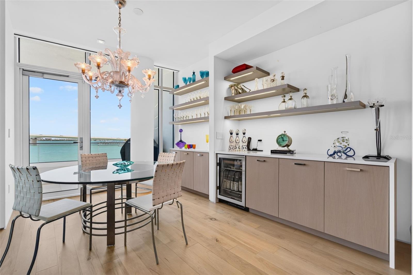 280 GOLDEN GATE PT #300